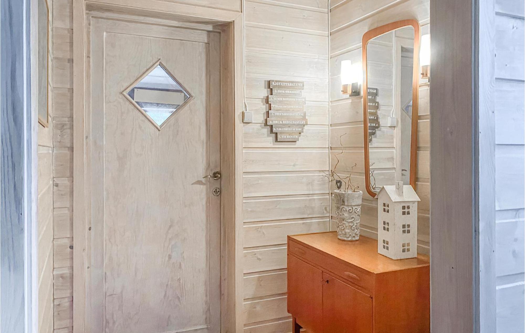 2 Bedroom Stunning Home In ลิงดาล ภายนอก รูปภาพ